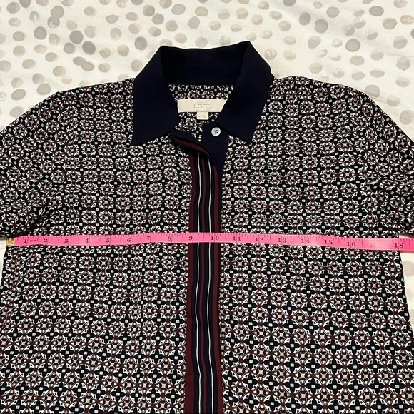LOFT Geometric Print 3/4 Button Down Long Sleeve Top Maroon Navy Blue Size XS - Picture 11 of 13